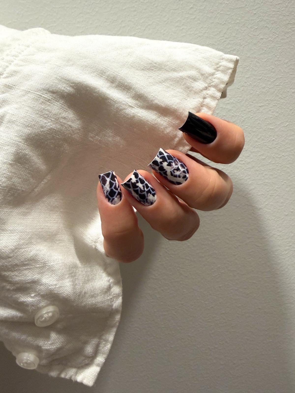 Negle dekorasjons folier for manikyr